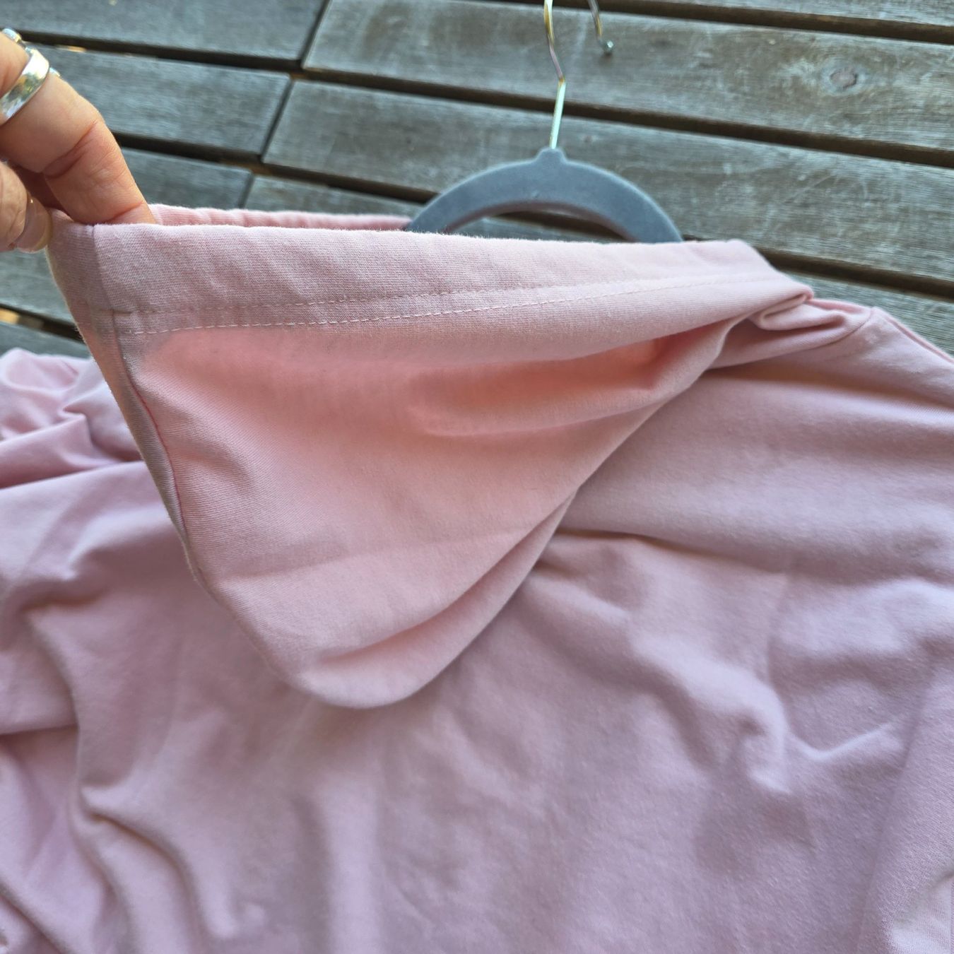 Pullover & Sweatshirts: 🐸 CROP HOODIE KAPUZENPULLOVER SCHMETTERLING S ROSÉ PULLOVER – Gebraucht aus Môtier (Vully) von Frogs 7