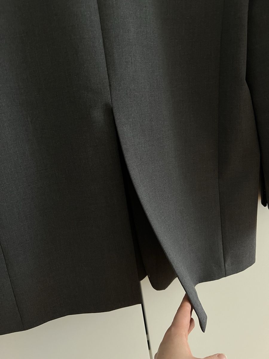 Zara Completi & Tailleur: Zara Blazer, dunkelgrau, oversized – Usato da Luzern venduto da Soeuv 3