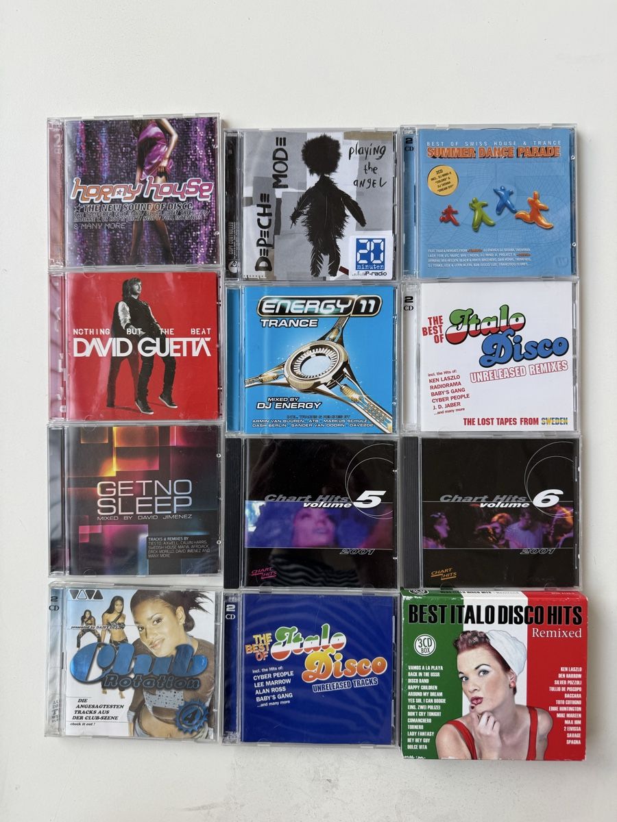 CD: CD Compilation: Various Artists Techno 12 CDs guter Zustand – Usato da Zürich venduto da Nobs1