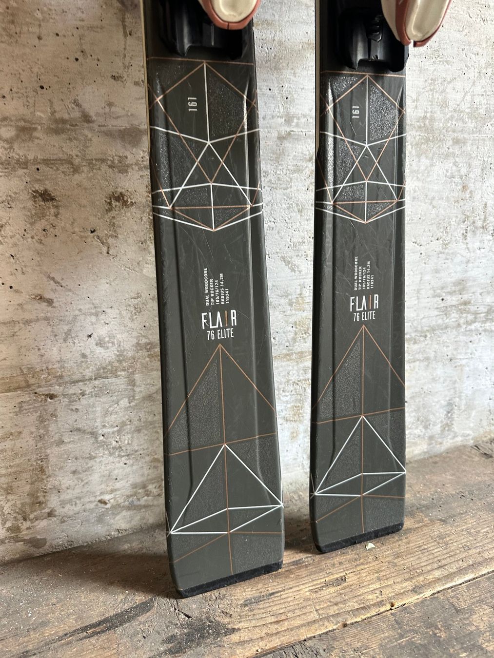 Völkl Sci: Völkl Flair 76 Elite Ski 161CM – Usato da Emmenbrücke venduto da karkarkar 3