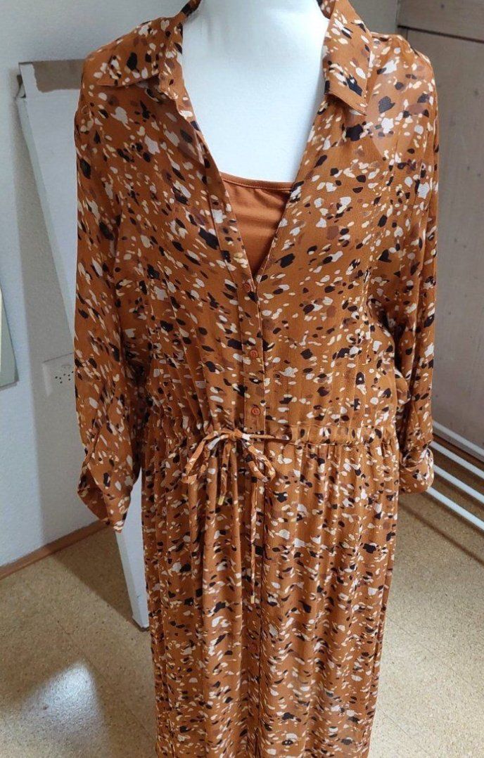 Kleider: Kleid / Robe 38 – Gebraucht aus Adliswil von Boncoinsuisse 1