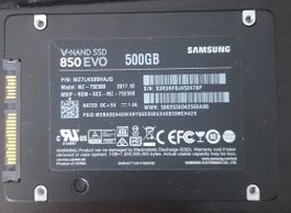 3x Samsung 850-860 EVO SSD 1x 500 2x 250GB🙂
