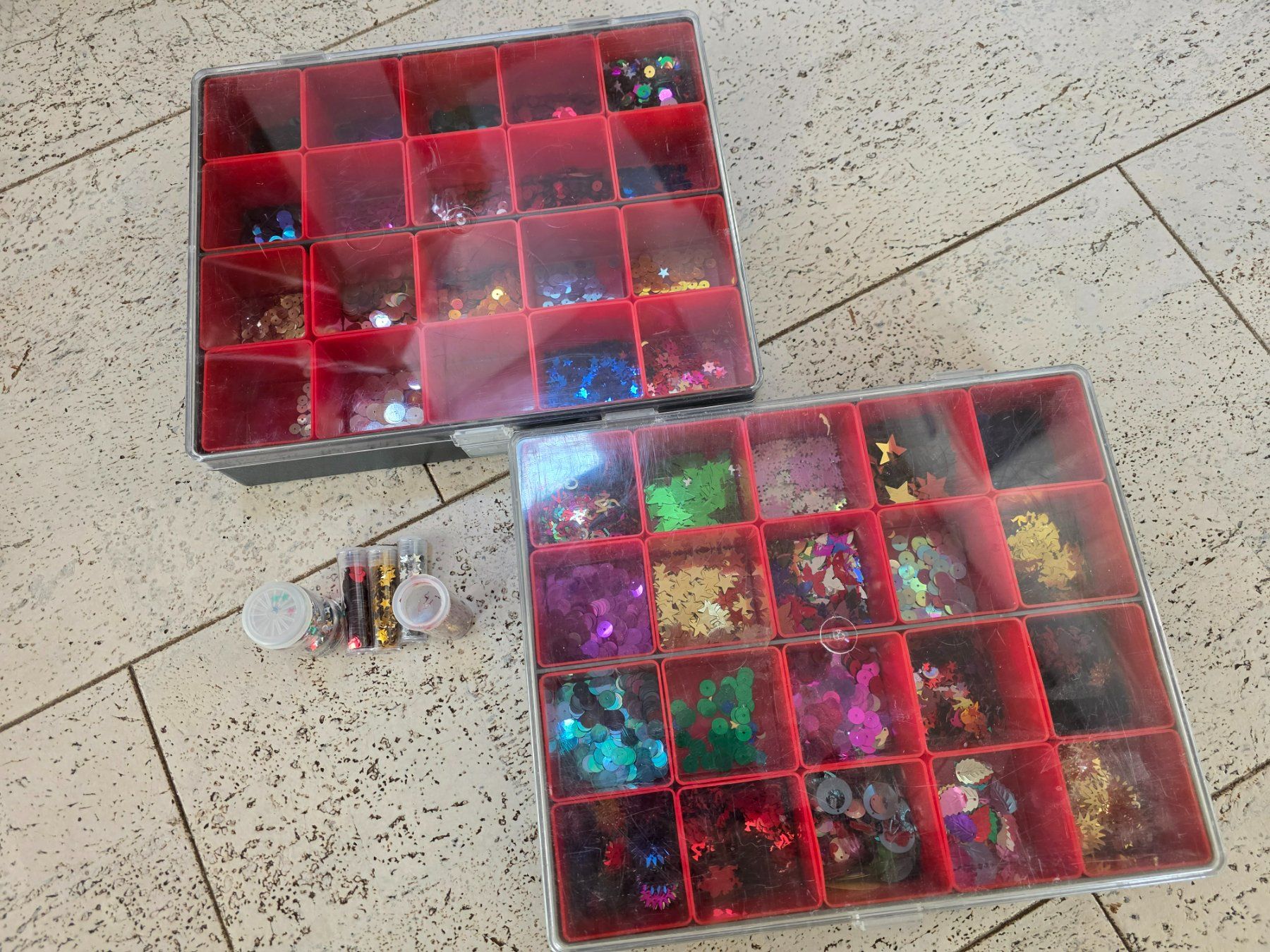 Kit bricolage: Pailletten & Glitzerstreu – Usato da Bünzen venduto da Floh99
