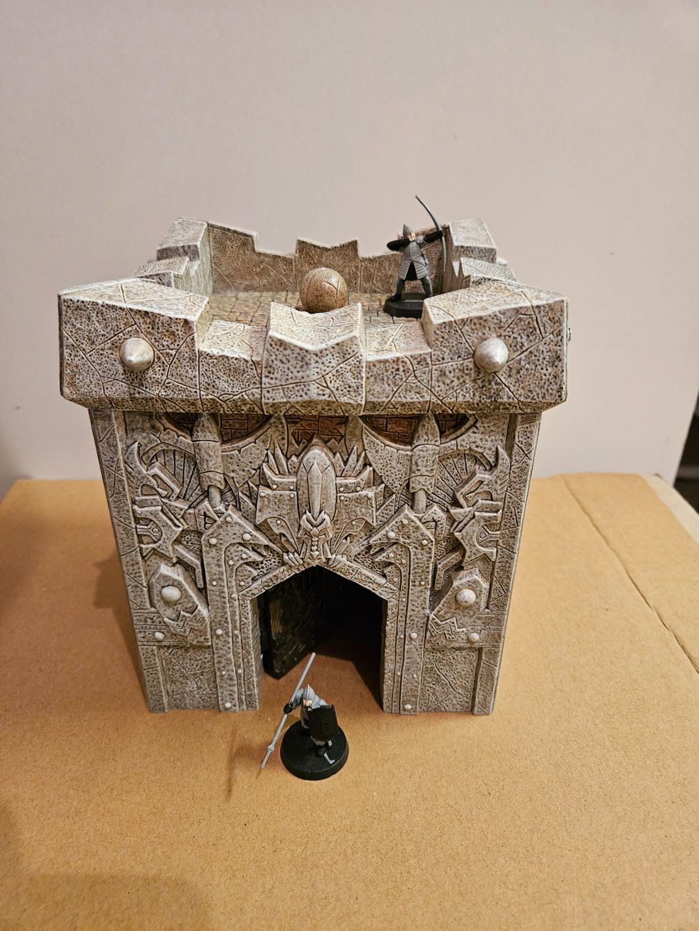 Giochi: Mageknight Conquest Castle Keep Mage Knight Tabletop Burg – Usato da Seengen venduto da maivia_customs 4