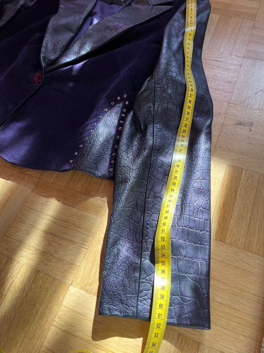Anzüge & Kostüme: Elegant velour suit size S/M – Neu (gemäss Beschreibung) aus Chêne-Bougeries von Seetooyoo 2