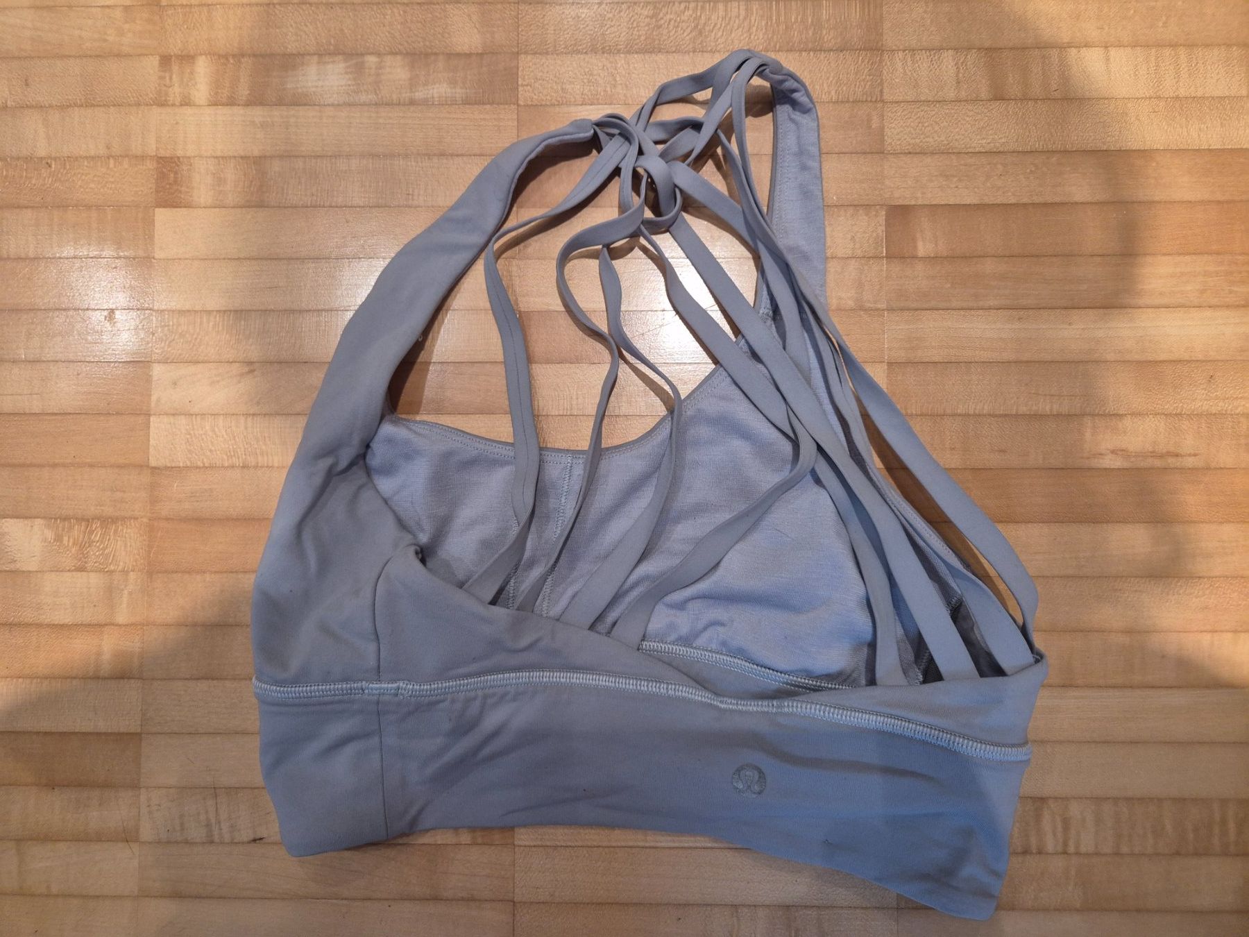 Lululemon Tops: Lululemon Sport Bra – D'occasion à Niederwil SG par javatux 1