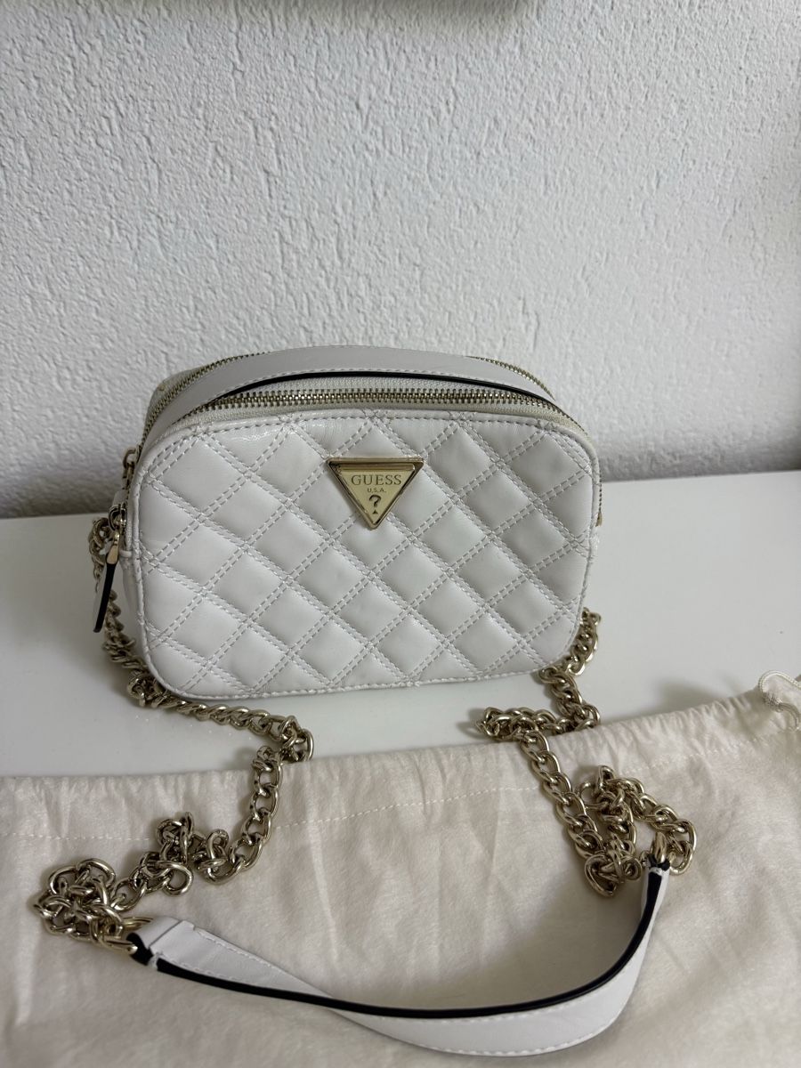 Sacs femmes: Guess Tasche – Neuf (Voir description) à Gossau SG par cuk_fyc6