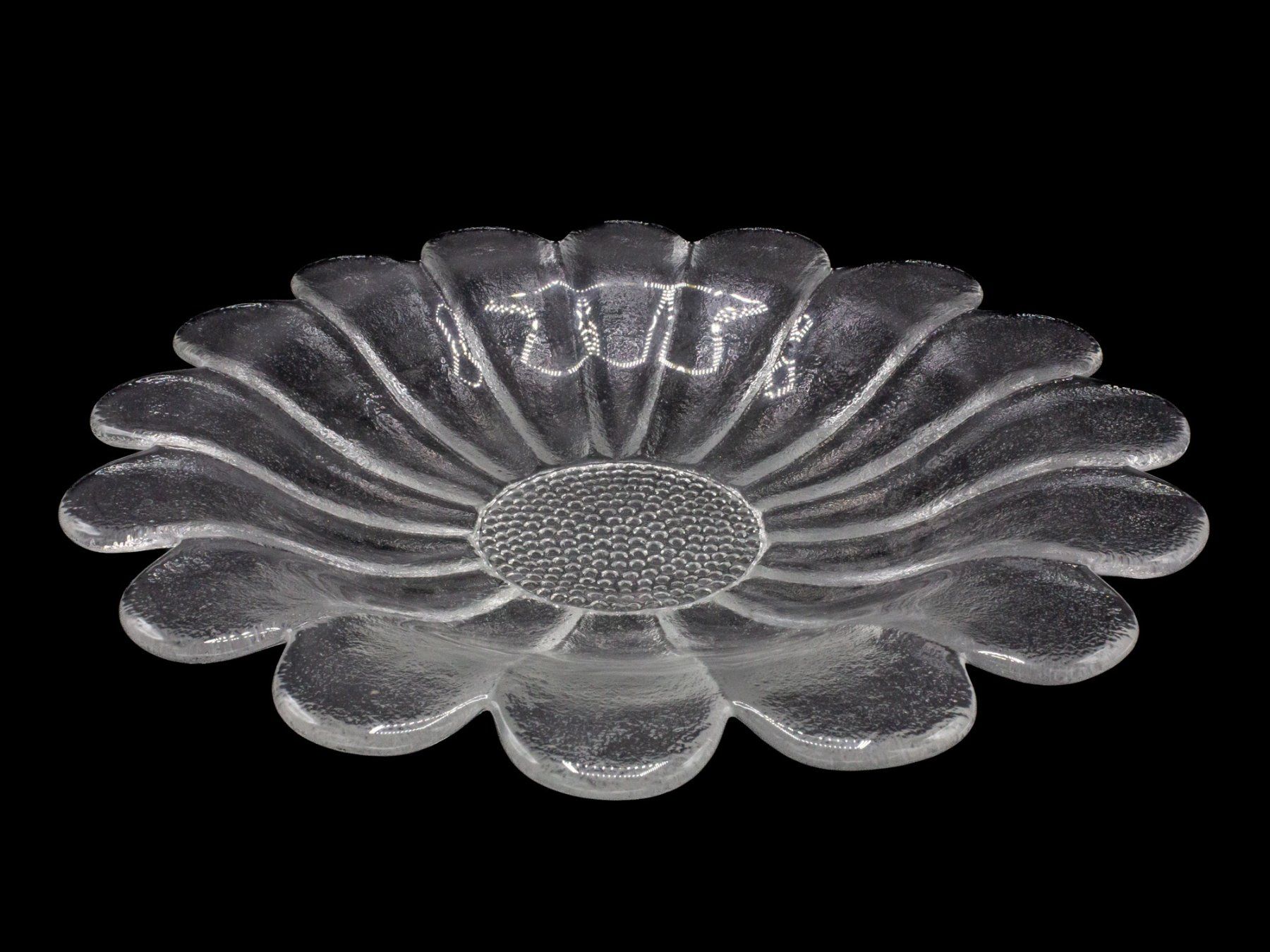 Schalen: Glasschale Blumenform transparent – Gebraucht aus Romanshorn von Restwert_Romanshorn 2