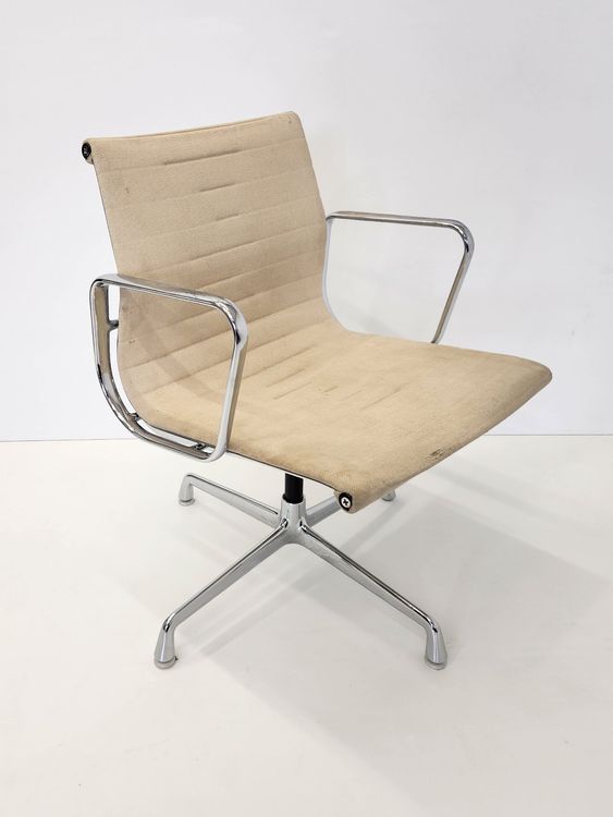 Vitra Aluminium Chair EA 108 Hopsak Schwarz gebraucht - Eames Konfere, 595,00