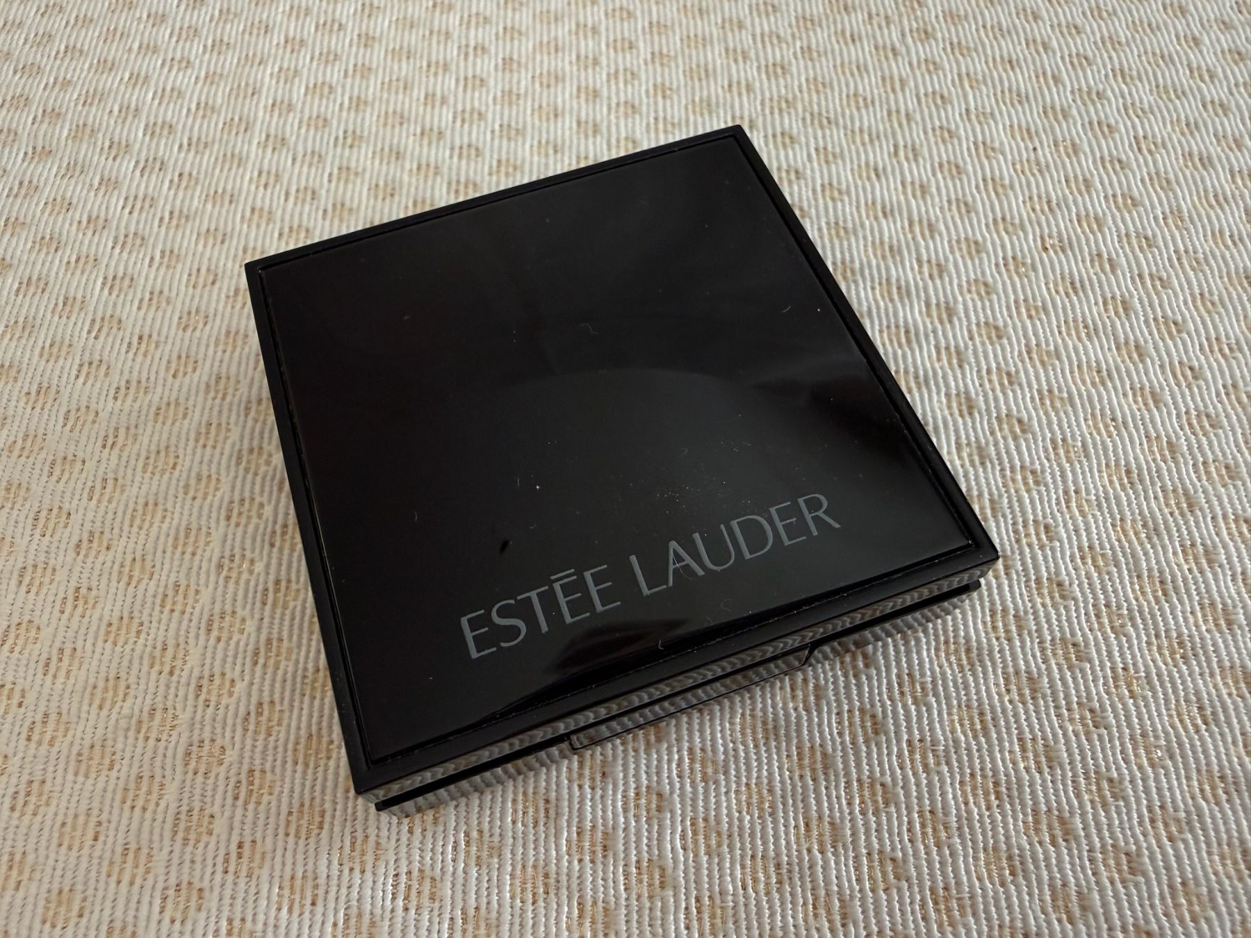 Estée Lauder Make-up: Estée Lauder - eyeshadow – Usato da Sion venduto da accroshoes