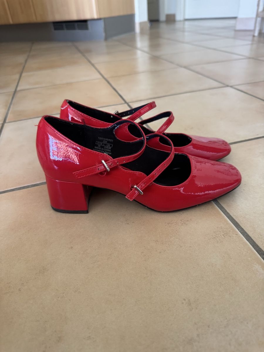 Pull&Bear Scarpe da donna: maryjane rouge taille 38 – Usato da Lonay venduto da nei_79jc 7