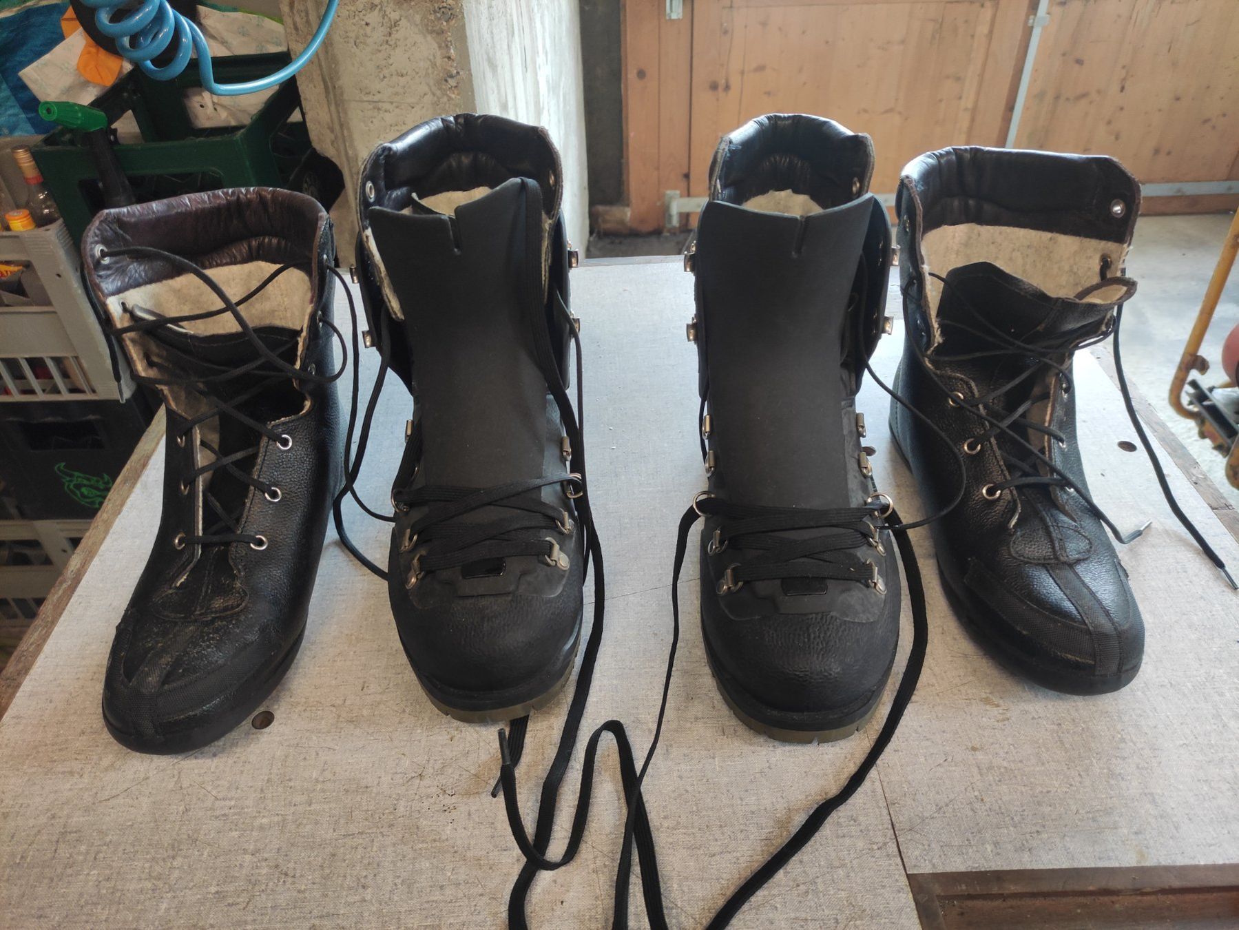 Raichle Scarpe da uomo: Raichle Schalenschuhe 7.5 UK – Nuovo (secondo la descrizione) da Provence venduto da Finbotsy