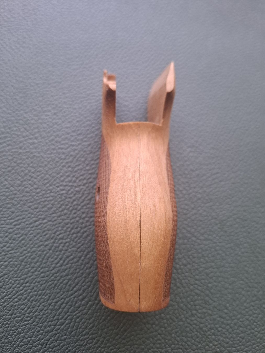 Articoli in legno: Nussbaum Griffschalen Sig Sauer P210 Super Target  – Nuovo (secondo la descrizione) da Rothrist venduto da griffe 2