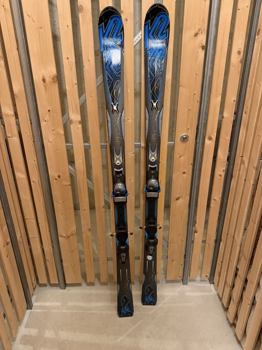 K2 Sci: K2 Monic 2 Ski, 167cm – Usato da Bülach venduto da Selinaca