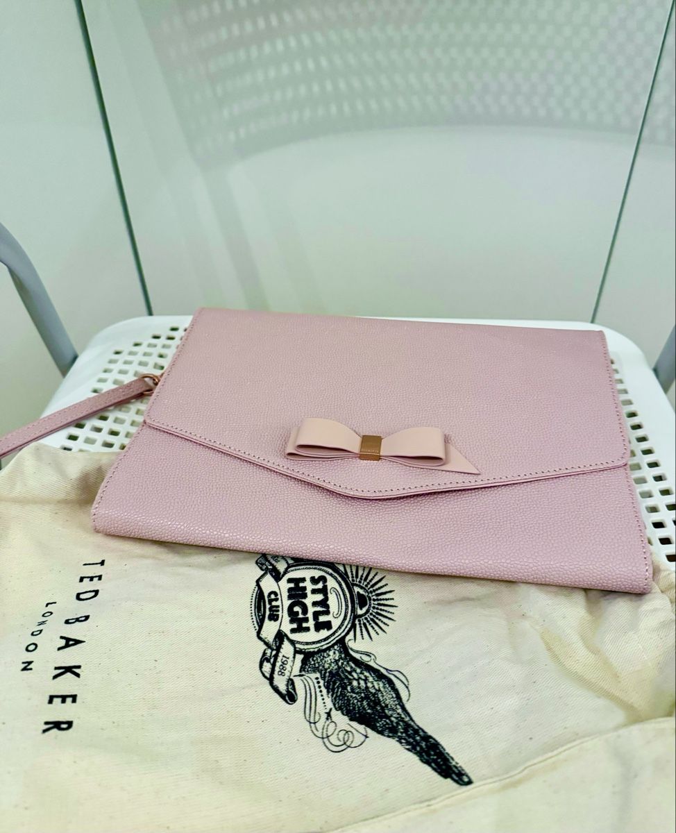 Ted Baker Taschen für Damen: Ted Baker Pink Clutch (new) – Neu (gemäss Beschreibung) aus Brugg AG von Winter789