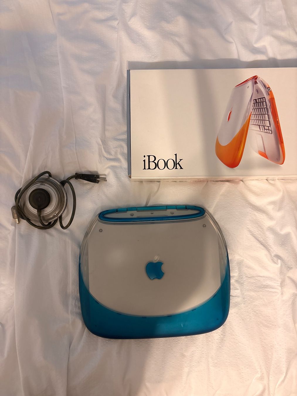 Apple Notebooks: Apple iBook G3 – Gebraucht aus Dietikon von Lidija0