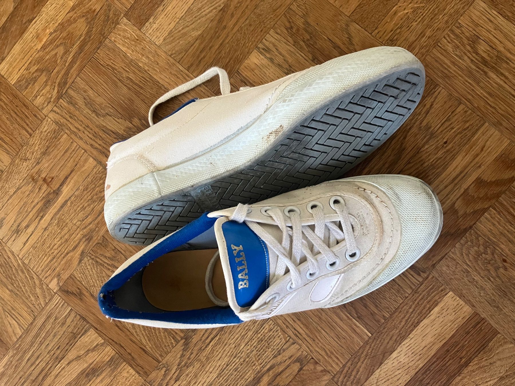 Bally Scarpe da donna: Bally Vintage Sneakers – Usato da Sihlwald venduto da Superbrezelultra