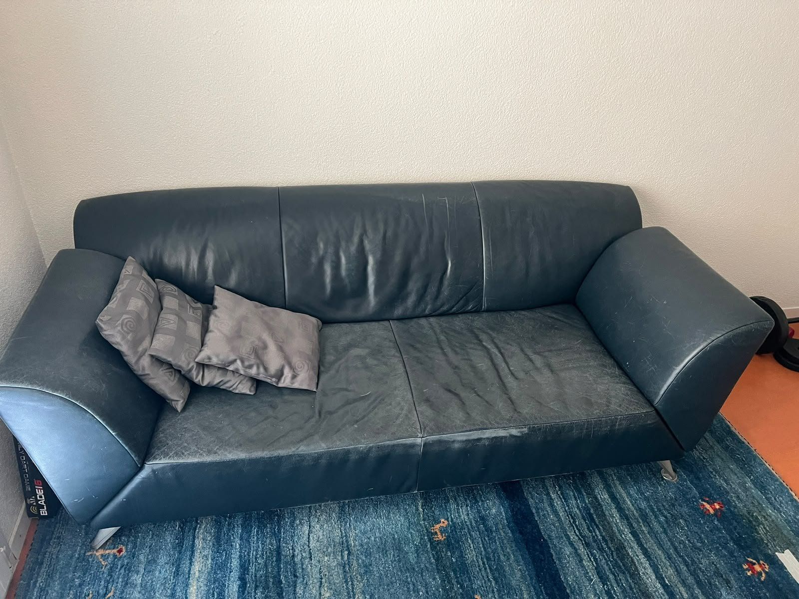 Sofas: Leder-Sofa blau – Gebraucht aus Luzern von Strasser2008