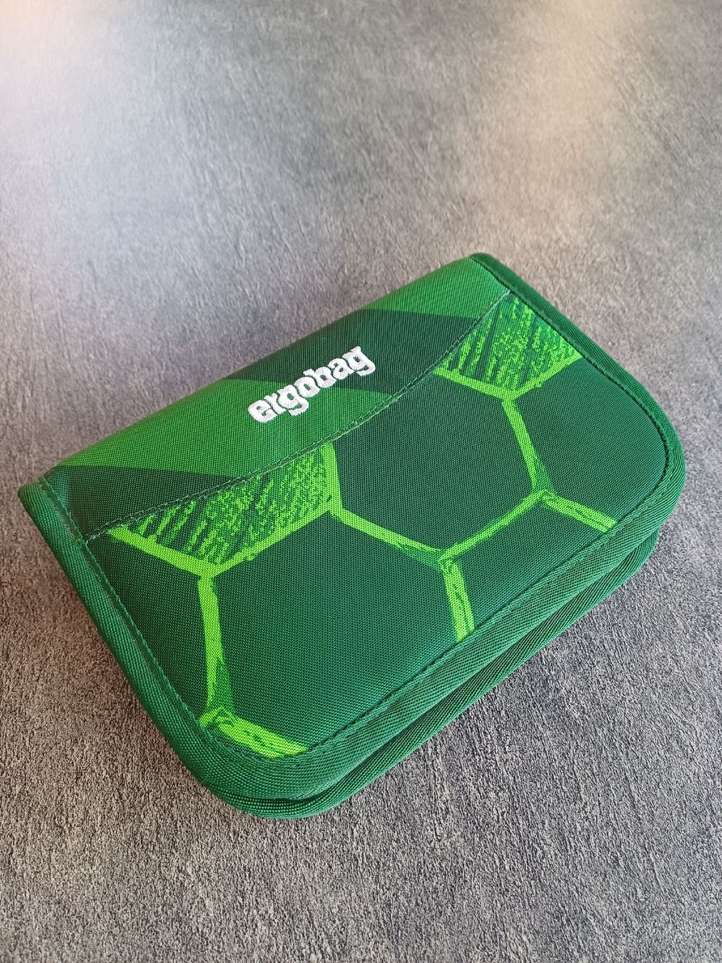Ergobag Schüler-Etuis: Ergobag Federmäppchen Etui – Gebraucht aus Egnach von Matto01