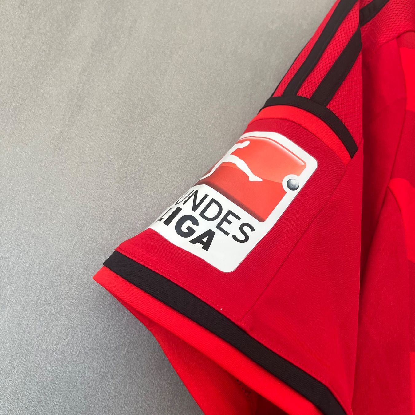 Adidas Canottiere & Pantaloni: Matchworn Bayer Leverkusen Castro – Usato da Winterthur venduto da LaBodega 4