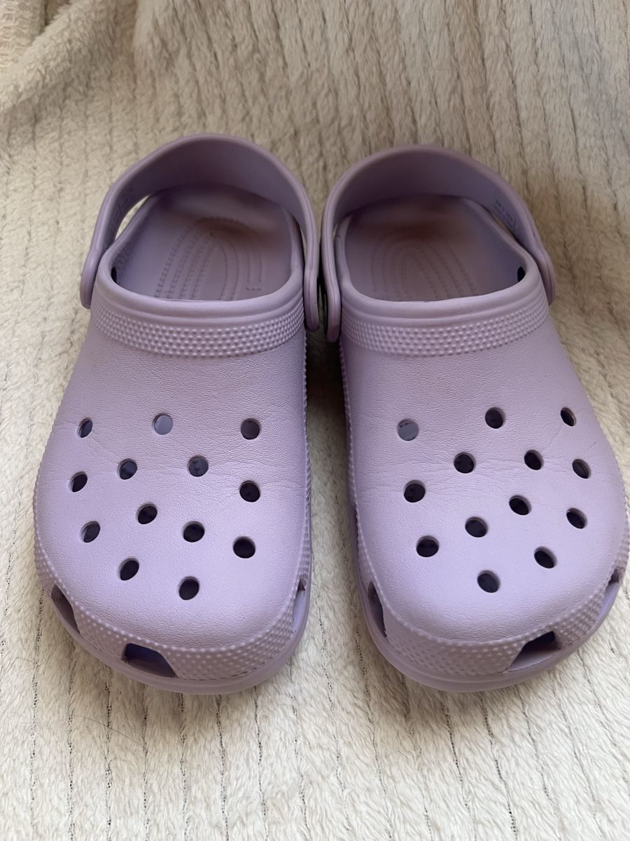 Crocs Schuhe für Mädchen: Crocs J3 34 35 – Gebraucht aus Grindelwald von shuanita 3