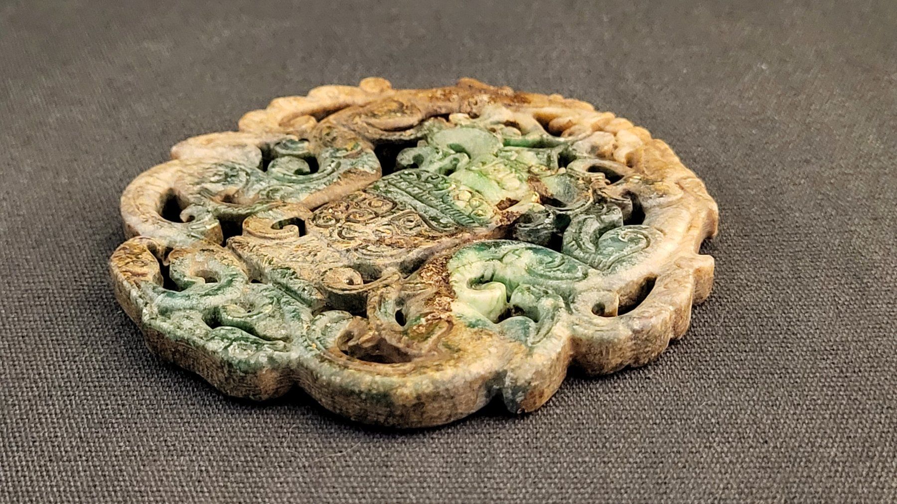 Figurines: Stein-Schnitzerei mit Drachenmotiv "I" – D'occasion à Basel par spinne02 3