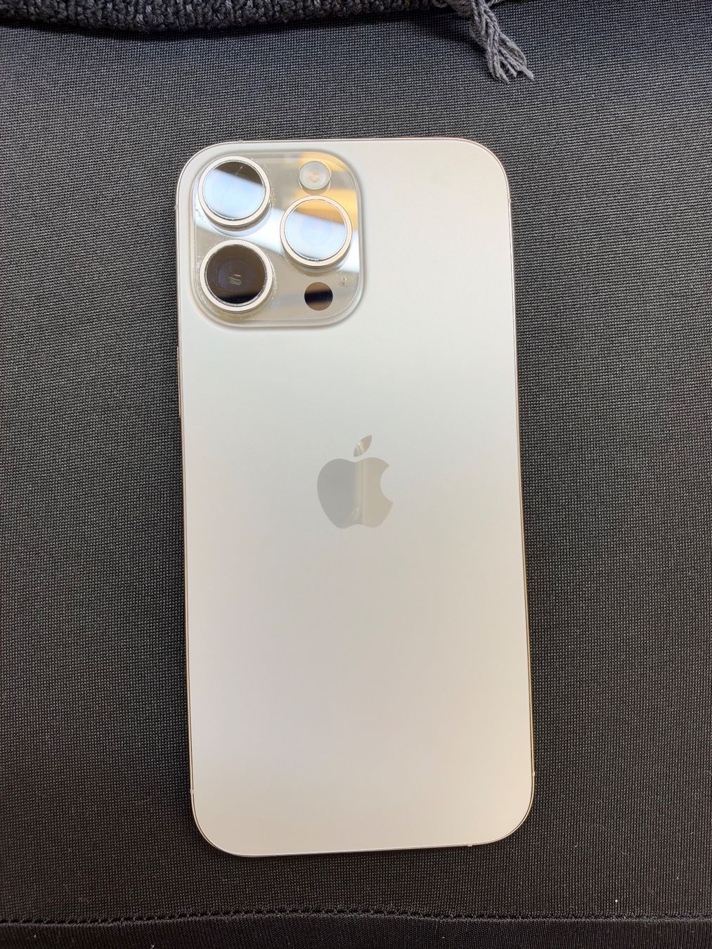 Apple Portables: Apple iPhone 16Pro Max 256gb – D'occasion à Schlieren par elxamjj 2