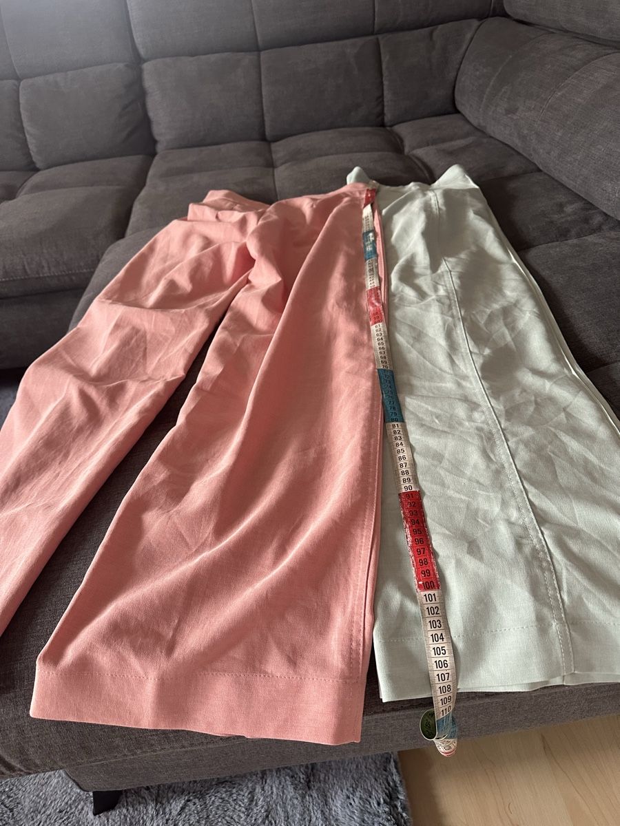 Bershka Pantaloni: Bershka Stoffhose, Grösse 34, Sommerlich. – Usato da Schöfflisdorf venduto da Katrins02 2