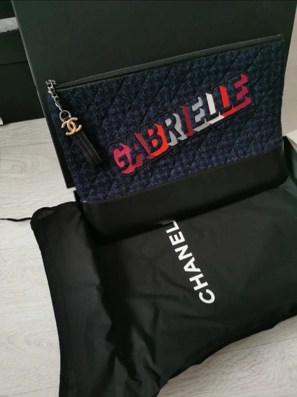 Borse da donna: Grande pochette Chanel Gabrielle – Nuovo e nell'imballaggio originale da Ropraz venduto da Angy.ruiz 1