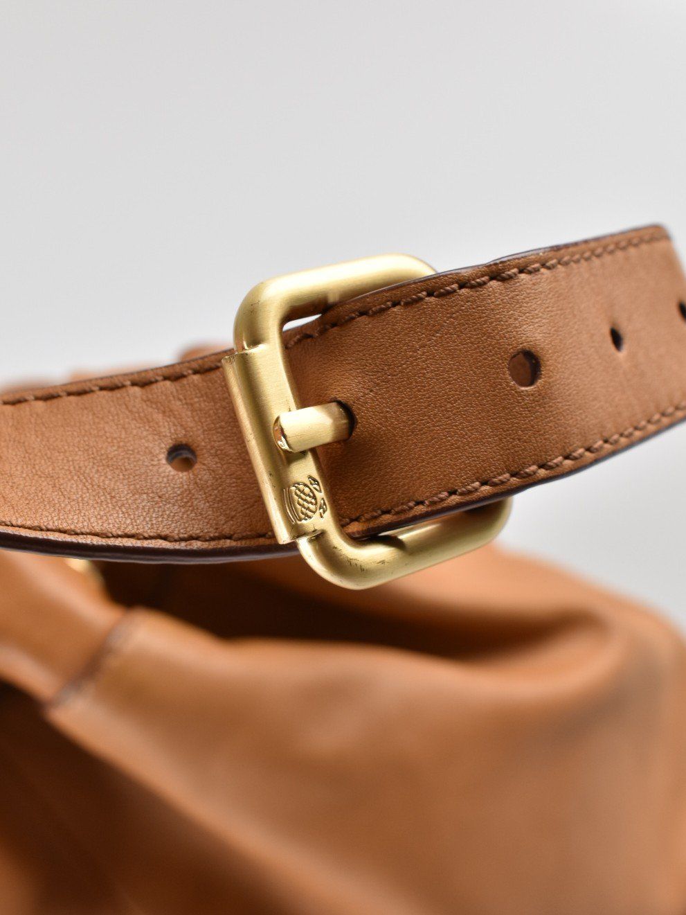 Navyboot Taschen für Damen: Navyboot Beuteltasche, Leder – Gebraucht aus Nürensdorf von 2ND_STORY 6