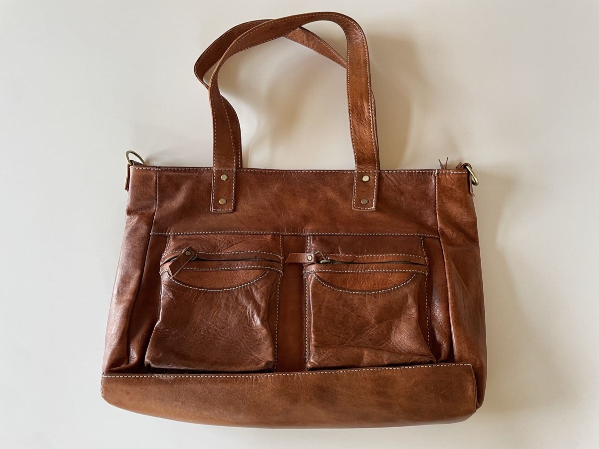Sacs femmes: Tasche, Lederhandtsche – Neuf (Voir description) à Zürich par Enomisia