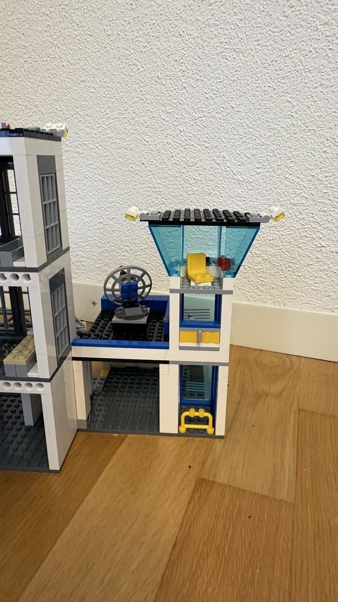 Lego Baukästen: LEGO City Polizeistation 60047 – Gebraucht aus Adliswil von Travant 4