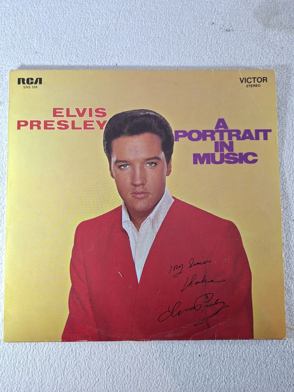 Dischi in vinile: 3 LP Elvis Presley – Usato da Grindelwald venduto da carro5 1
