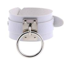 NEUES Armband weiss mit dem Ring der O - 222130
