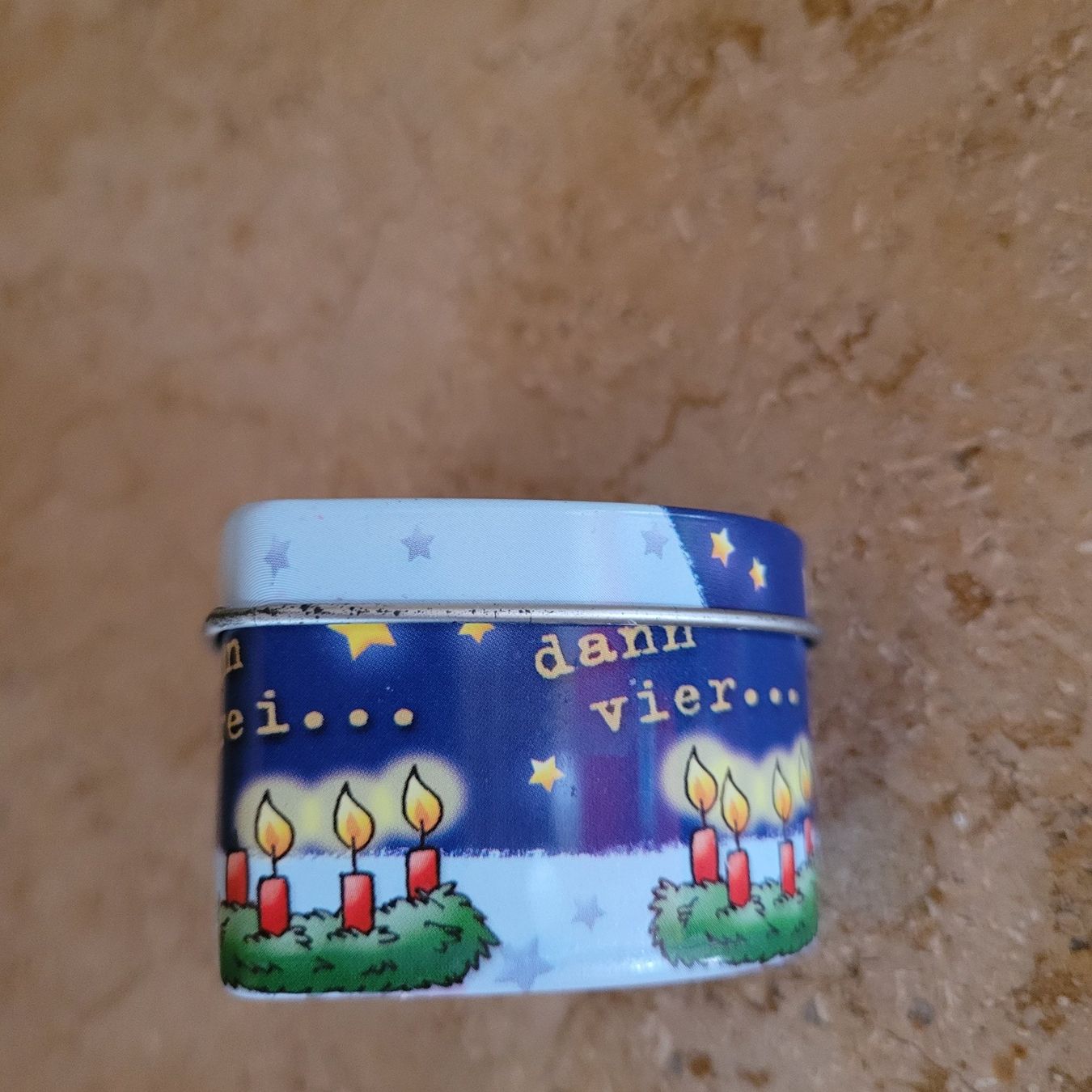 Alle Dekorationen: Blechdose Advent; Grösse ca 5.5 cm Durchmesser – Gebraucht aus Hondrich von Ebro01 4