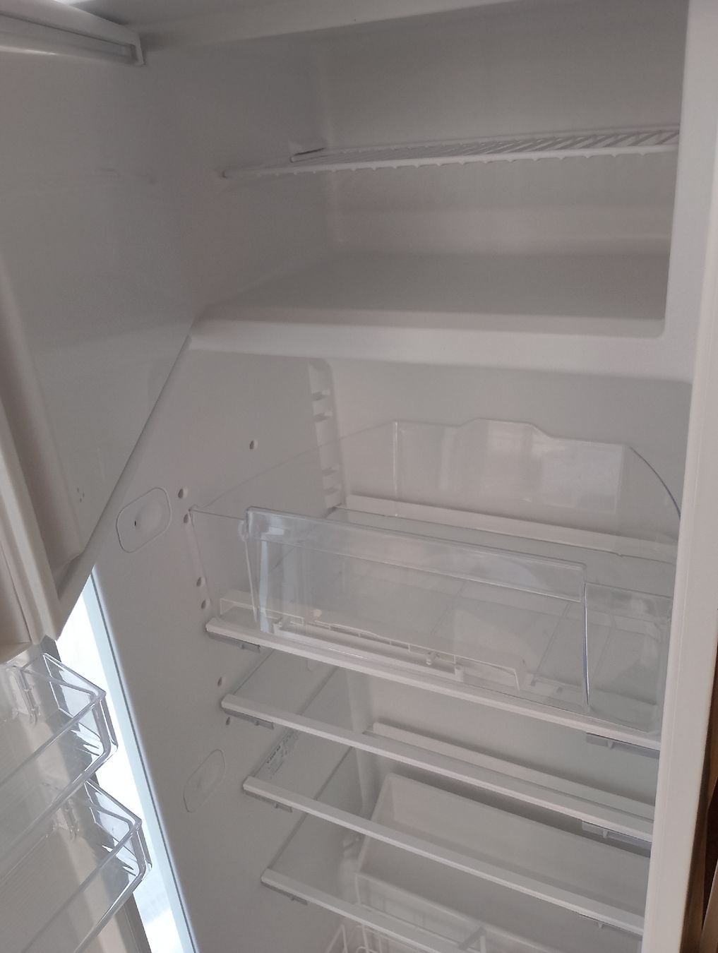 V-Zug Frigoriferi: V-ZUG EK1212-E, Kühlschrank, 281L – Usato da Leibstadt venduto da jur_q6rl 2