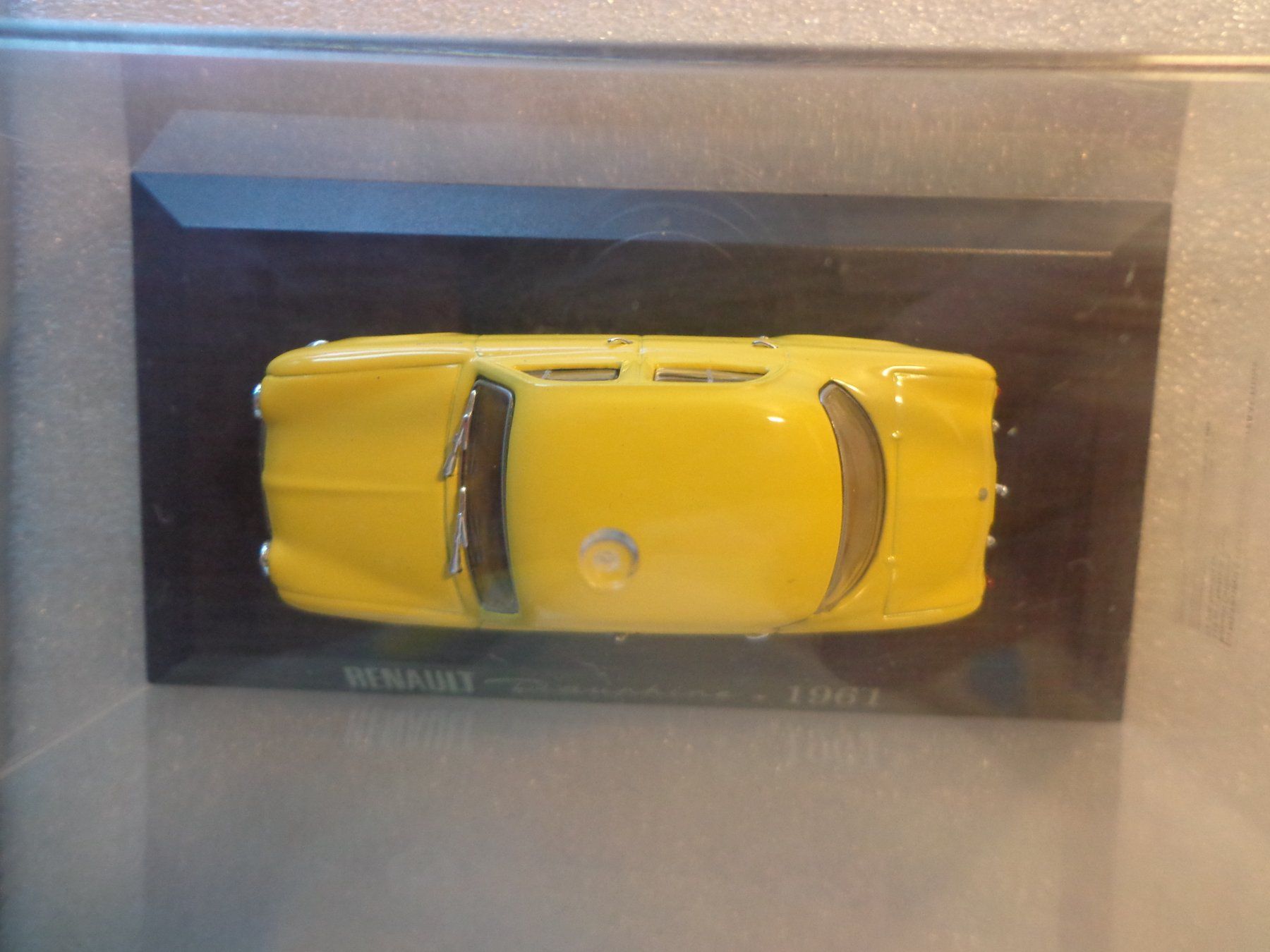 Renault Modellini d'auto: Renault Dauphine 1:43 neu, ungeöffnet – Nuovo e nell'imballaggio originale da Hinterkappelen venduto da Roku5 4