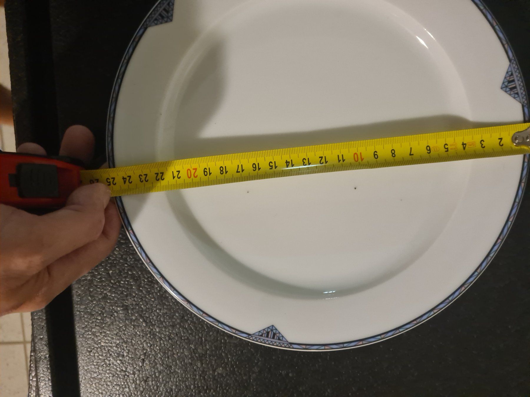 Teller: Langethal Teller 44 St mit Dekor gebraucht 25 cm Durchmesser – Gebraucht aus Laupen ZH von chefdom