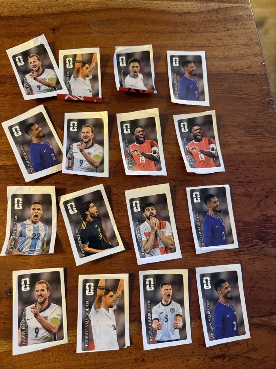 Panini Carte collezionabili: 16 Paninibilder von cocacola  – Usato da Bern venduto da stibeli