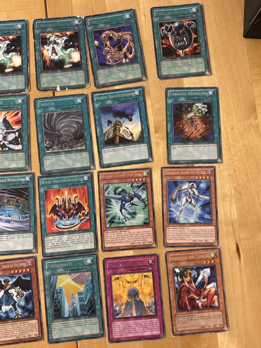 Yugioh Carte collezionabili: Yugioh Alte Rare Karten 20x – Usato da Speicherschwendi venduto da YugisKartenKammer 2