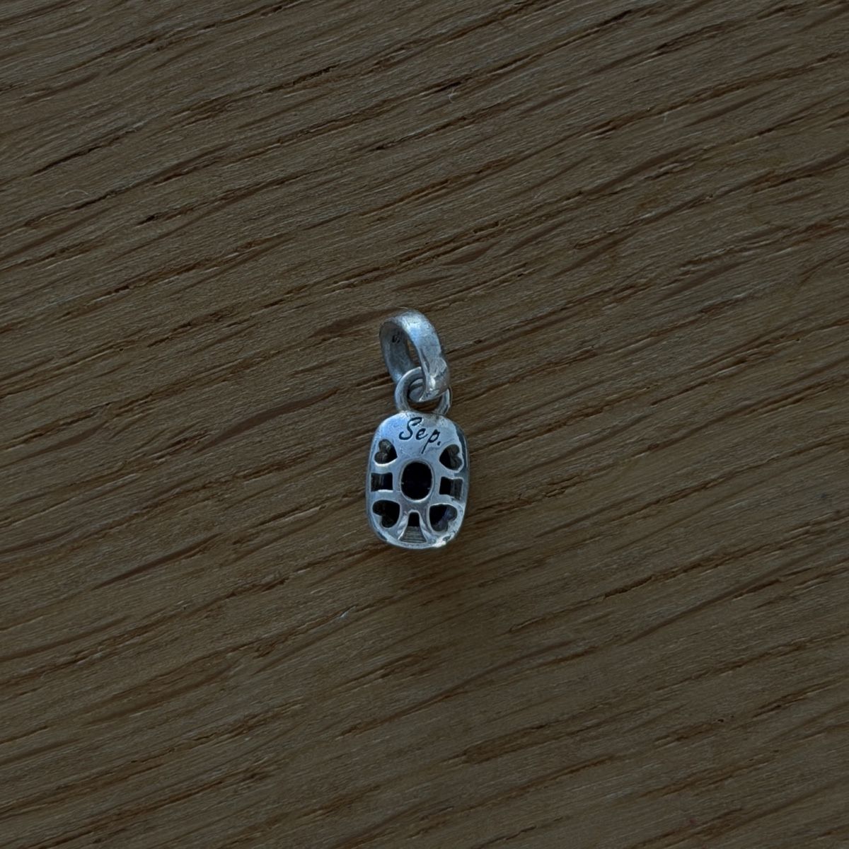 Thomas Sabo Ketten: Thomas Sabo Saphir Charm – Neu (gemäss Beschreibung) aus Glattpark(Opfikon) von sarahnikita 1