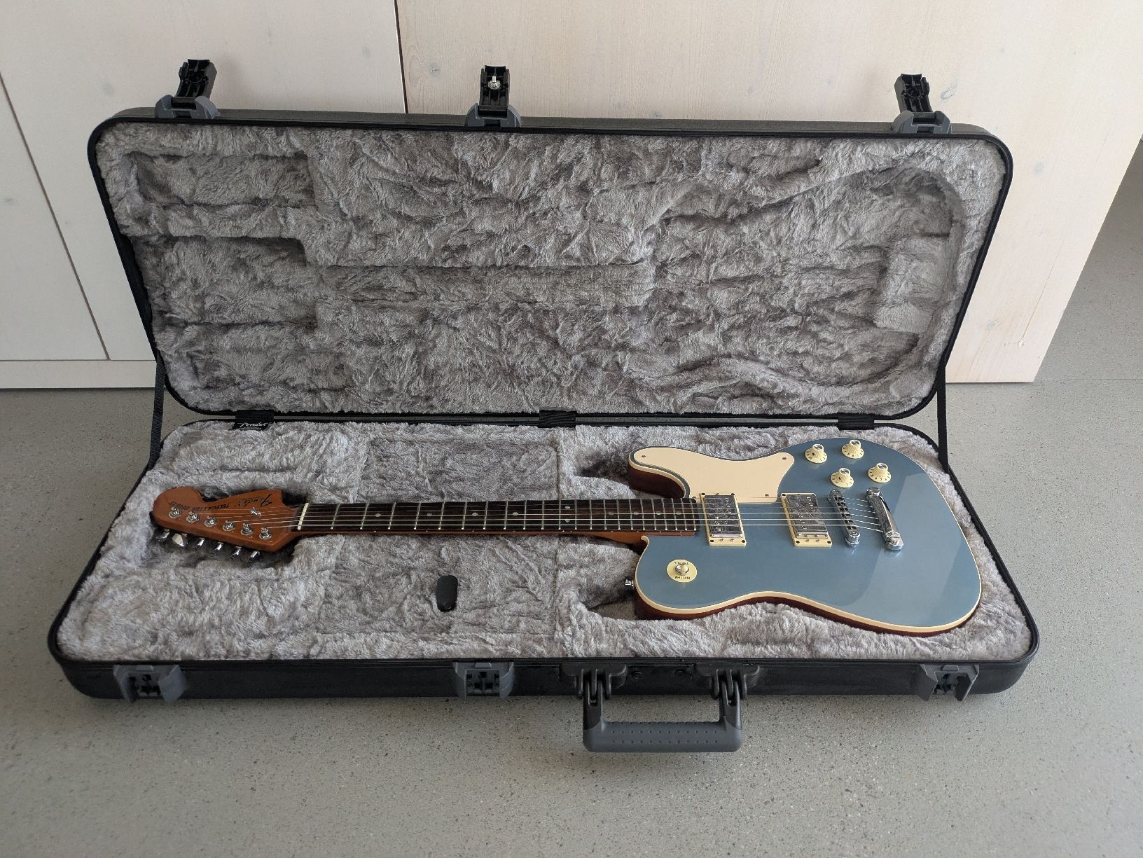 Strumenti musicali: Fender Telecaster, Limited Edition Troublemaker Tele® – Usato da Küttigen venduto da scal.a76