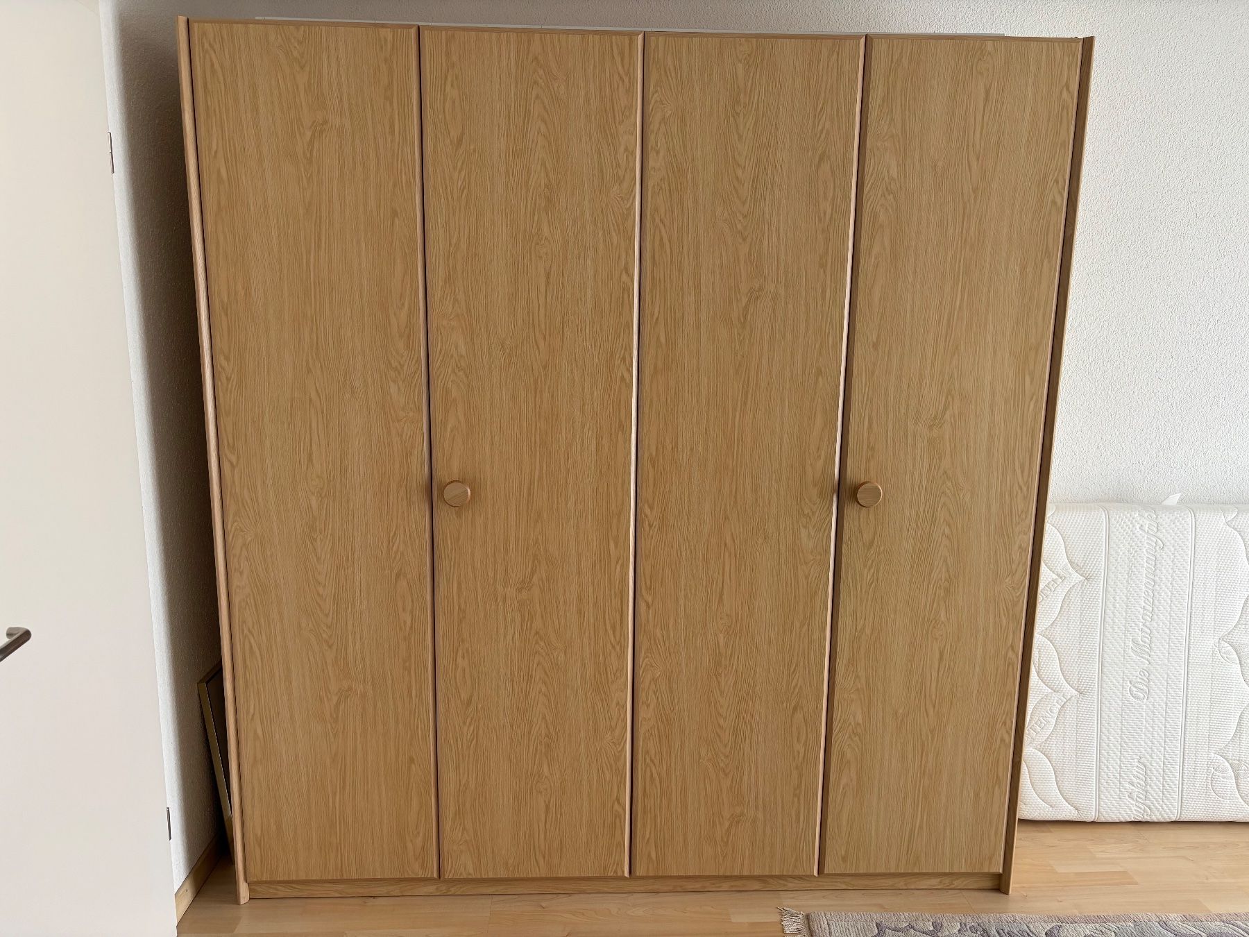 Armadi: Kleiderschrank – Usato da Thun venduto da Andlen