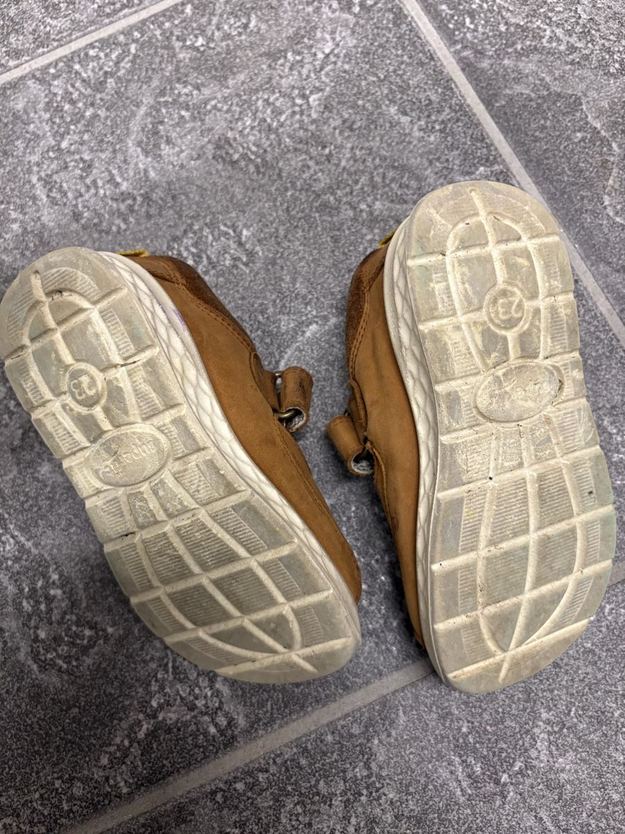 Superfit Scarpe per ragazzi: Superfit Sandale Leder Gr.23 – Usato da Wohlen AG venduto da Tschiggi06 1