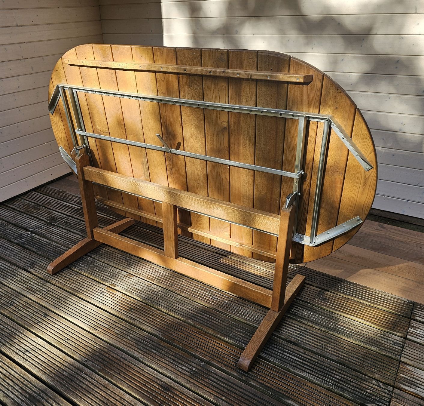 Tavoli: Ovaler Gartentisch mit 6 Klappstühlen aus Holz – Usato da Etzgen venduto da juj_b678 4