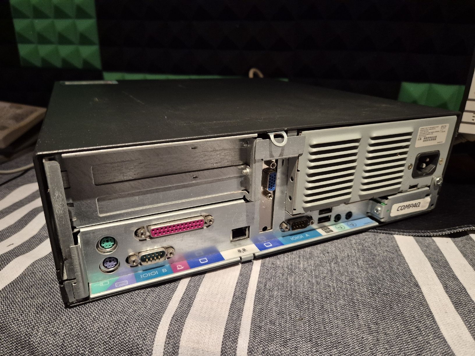 Compaq PC: Compaq Evo Pentium 4, Windows XP, vintage PC – Usato da Domdidier venduto da breathing 5