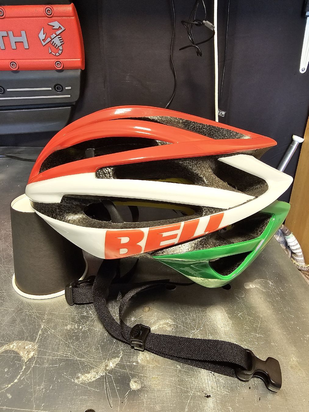 Caschi: Fahrradhelm BELL – Usato da Bettlach venduto da Ealmeida18 3