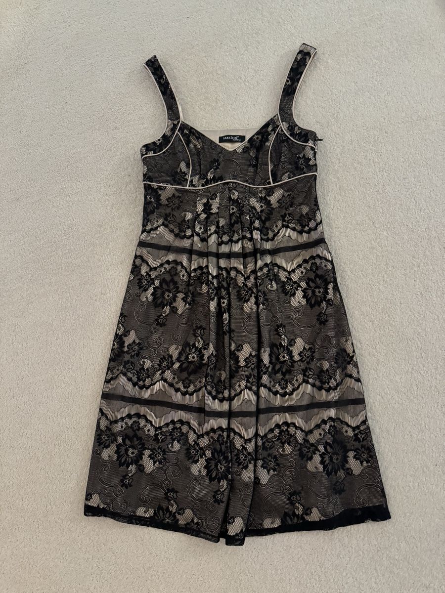 Vestiti: Kleid Laura Scott Evening – Usato da Binz venduto da kratzer01