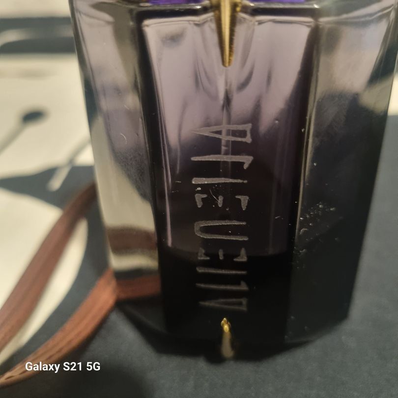 Profumi & Eau de Toilette: Parfum  ALIENE Eau  Parfum – Usato da Zürich venduto da Big 1