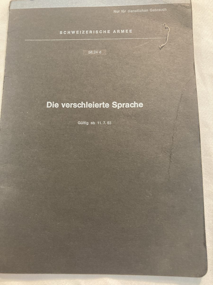 Libri: Schweizer Armee Die verschleierte Sprache 58.24 d 1983 Buch – Usato da Aarwangen venduto da to-hirschi